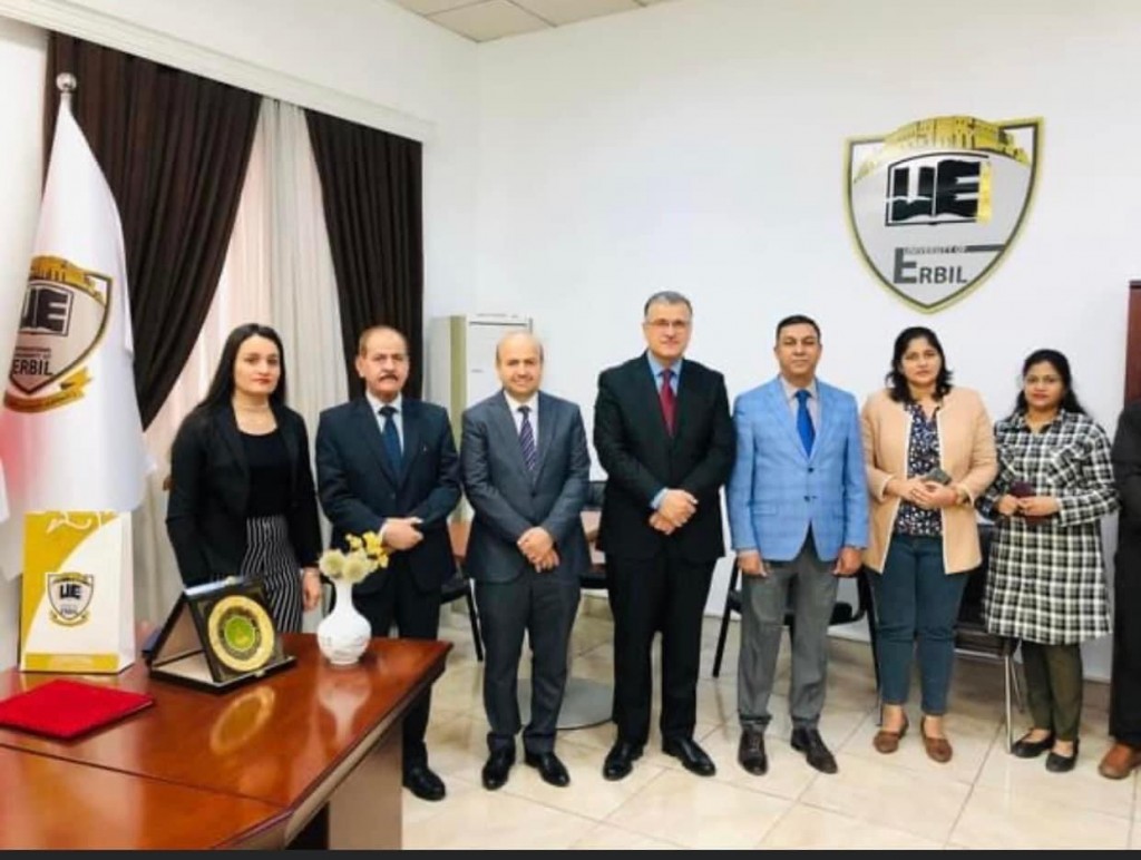 كلية الرشيد الجامعة توقع اتفاقيتين علميتين 
