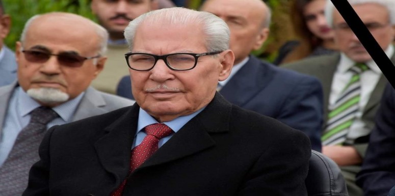 أعلنت عماده كلية الرشيد الجامعة عن تغير تسمية قاعة المؤتمرات المركزية بقاعة الدكتور خاشع المعاضيدي  