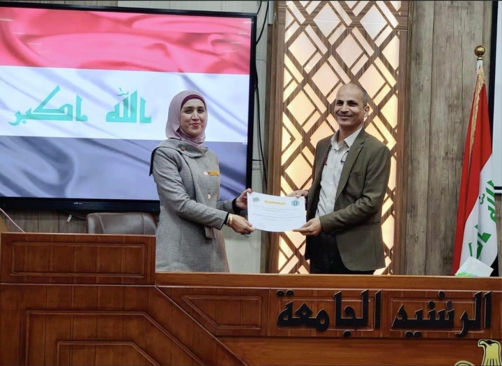 تكريم الفريق التطوعي لقسم الصيدلة 
