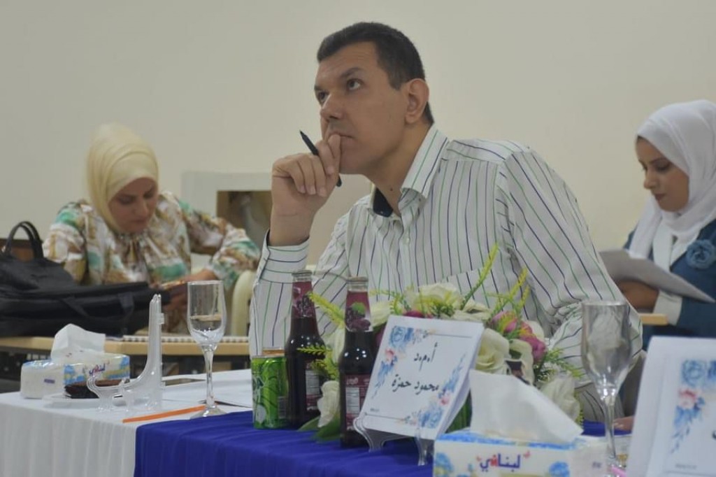 مناقشة مشاريع التخرج 