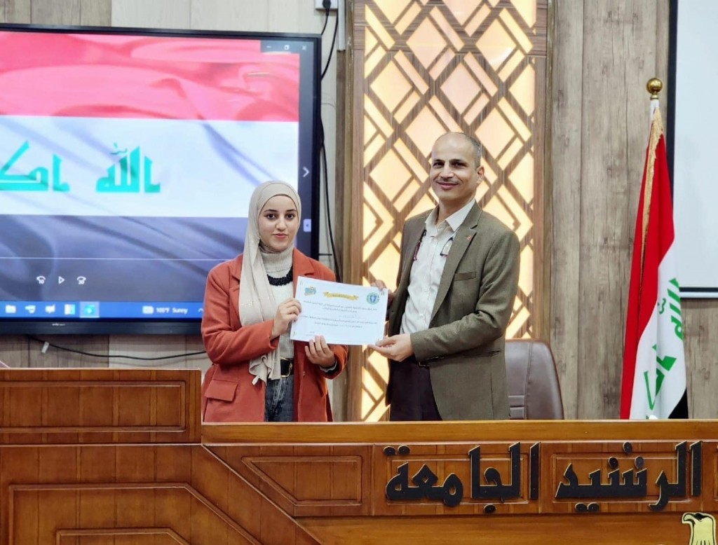 تكريم الفريق التطوعي لقسم الصيدلة 