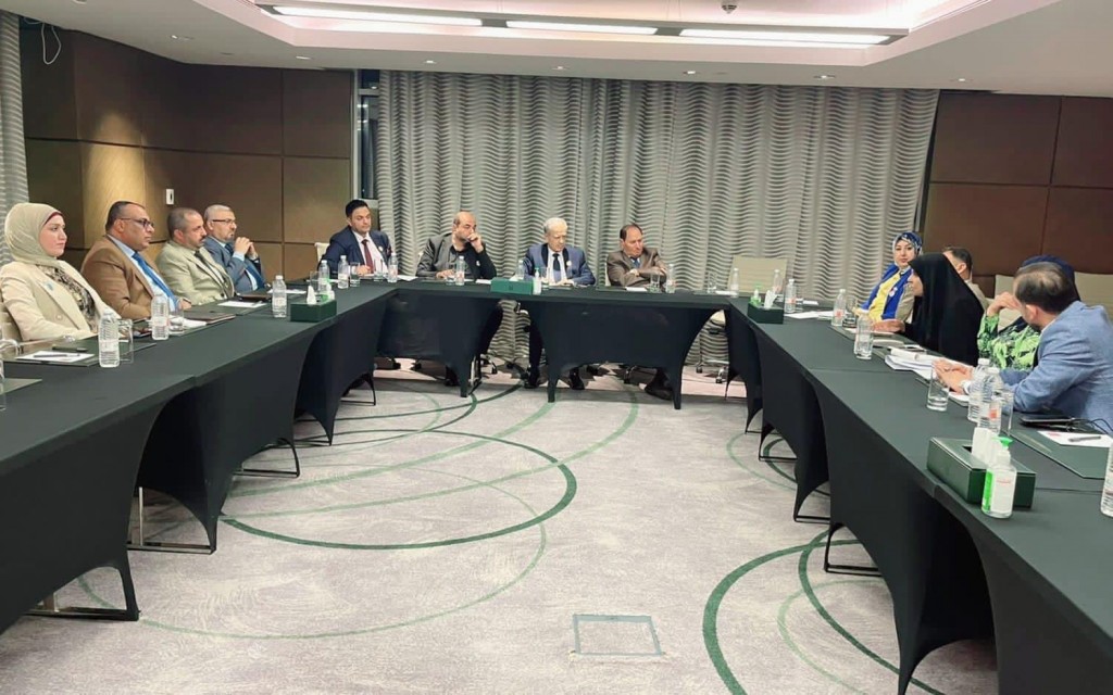 دعوة رئيس قسم الصيدلة لحضور مؤتمر الملتقى الصيدلاني 