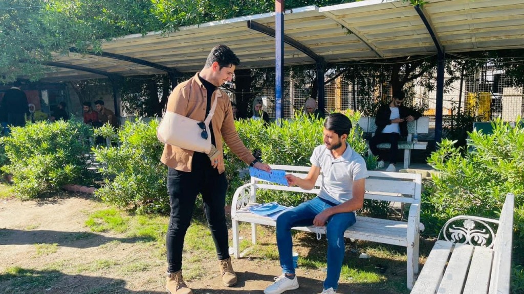 بنشاط توعوي حول مخاطر مرض السكري . 
