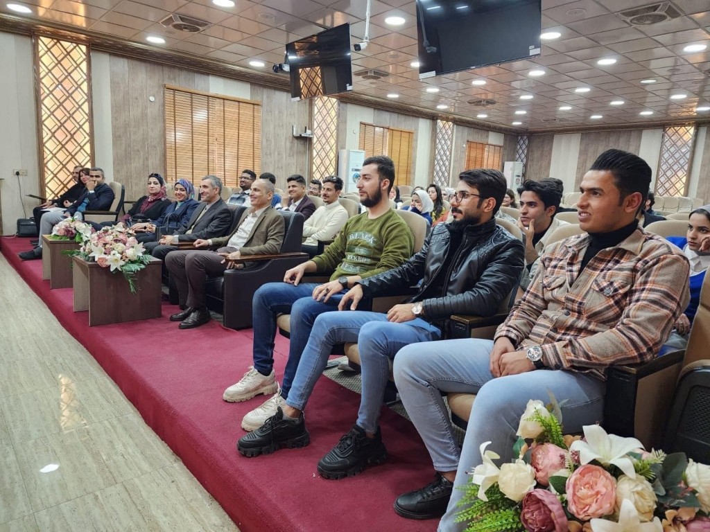 تكريم الفريق التطوعي لقسم الصيدلة 