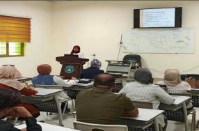 مناقشة الحلقات الدراسية  السمينارات 
