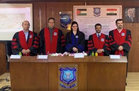 تبارك عمادة كلية الرشيد الجامعة متمثلة  بعم� ...