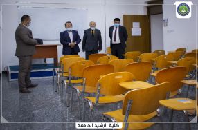 السيد عميد كلية الرشيد الجامعة  يتفقد القاع� ...