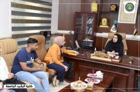 السيدة معاون عميد كلية الرشيد الجامعه  للشو& ...
