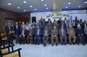 قام التدريسي في قسم التاريخ الاستاذ الدكتور ...
